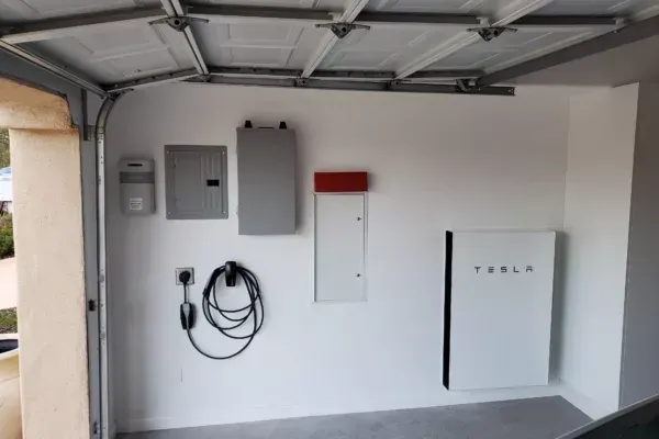 Tesla Wall Connector – Technical Overview & Specifications