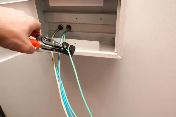 Lighting and outlets installation